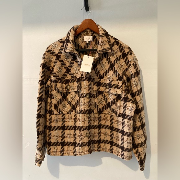 NWT!! Woven Brown and Black Plaid Jacket / Shacket - Picture 1 of 6